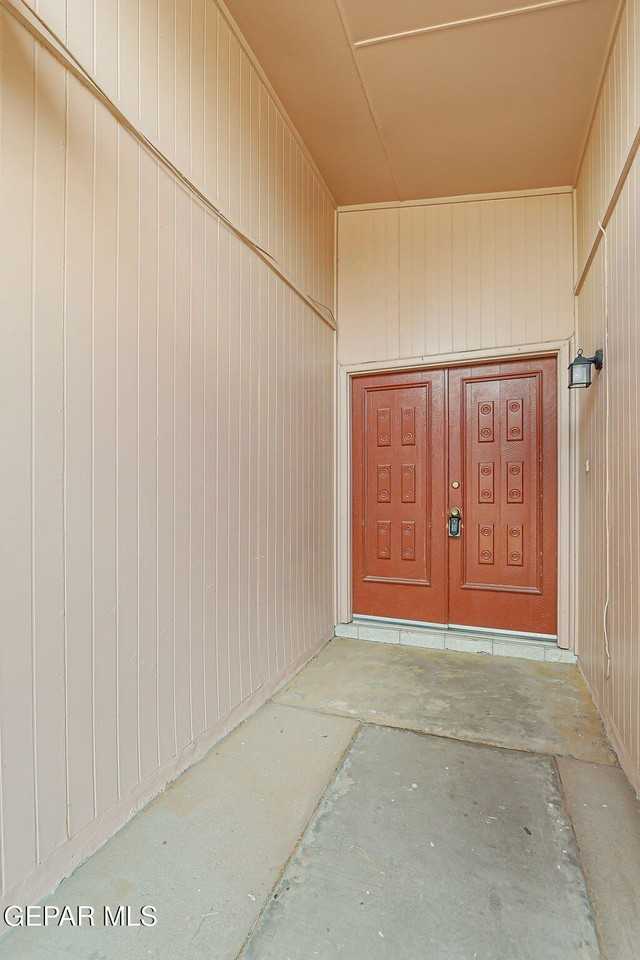 3229 E Glen Dr - Photo 4 of 31