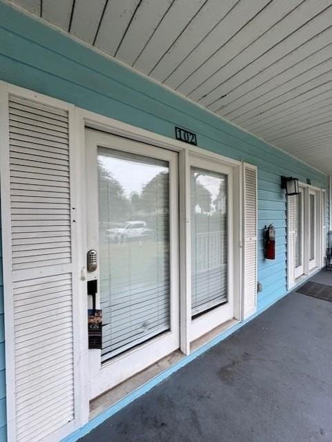 4 Hanover Sq - Photo 2 of 7