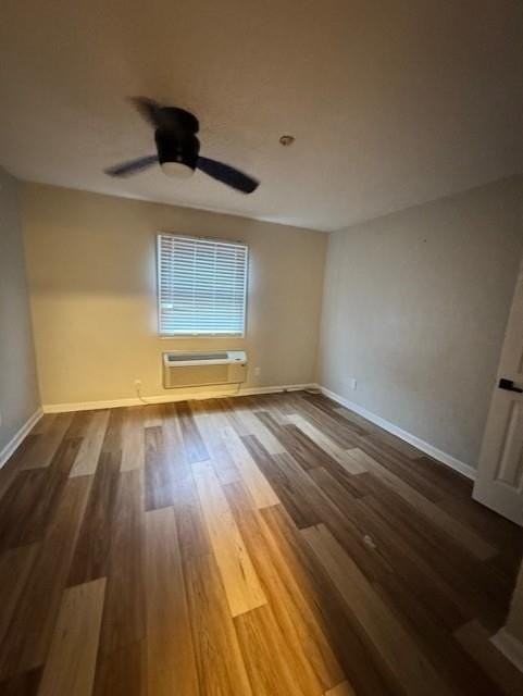 4 Hanover Sq - Photo 7 of 7