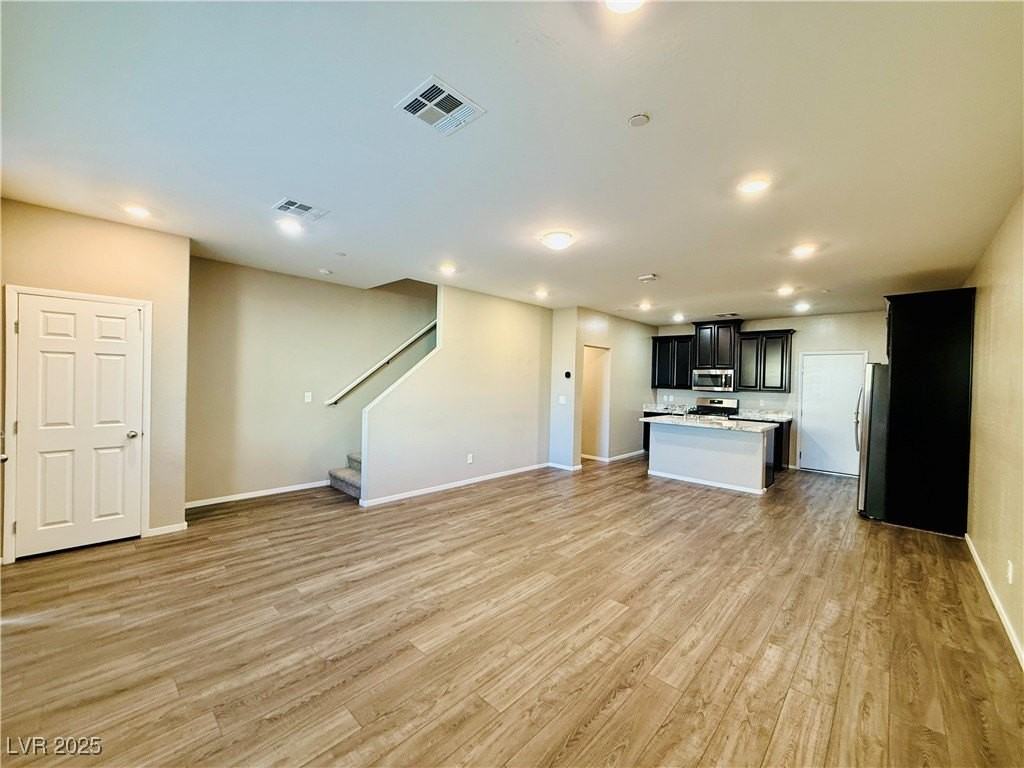 8724 Giant Causeway Ave - Photo 7 of 33