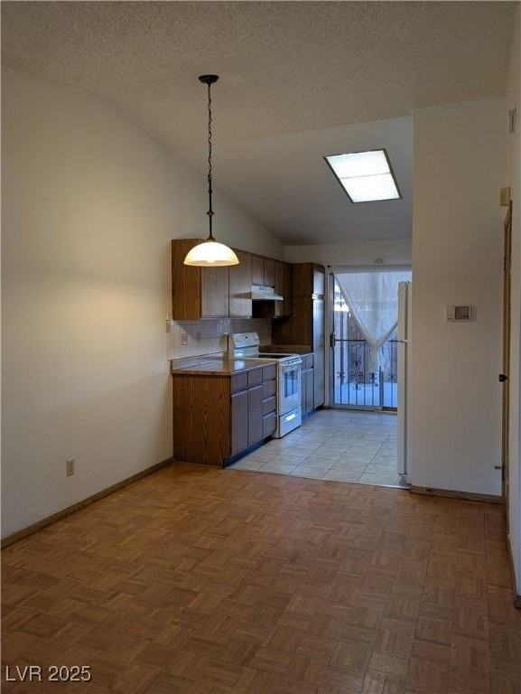 4252 Rollingstone Dr - Photo 4 of 20