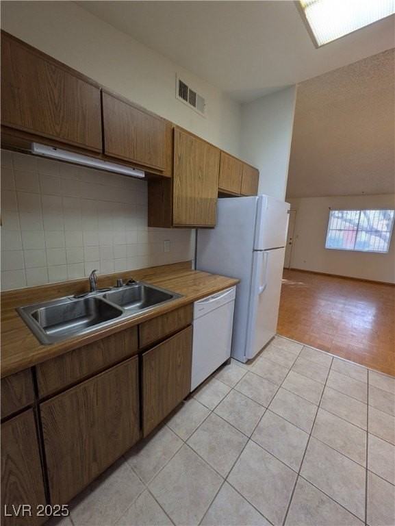 4252 Rollingstone Dr - Photo 6 of 20