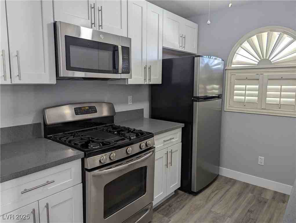 6804 Elm Creek Dr #204 - Photo 7 of 23