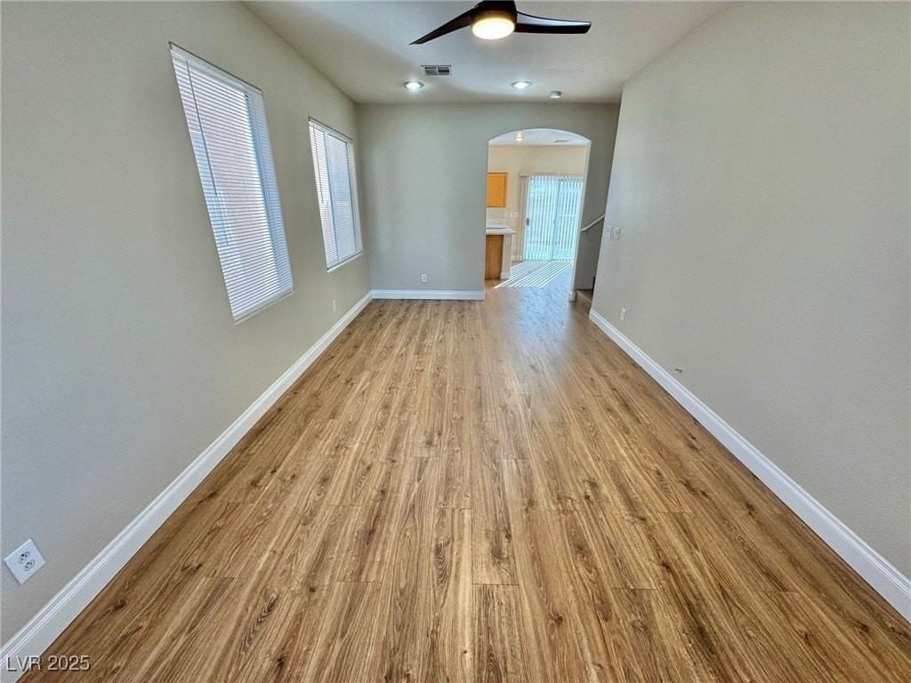 10992 Scotch Rose St - Photo 2 of 34