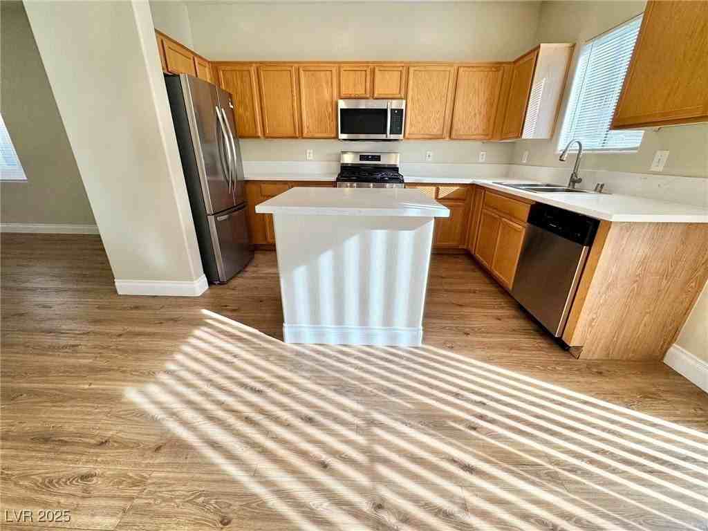 10992 Scotch Rose St - Photo 5 of 34