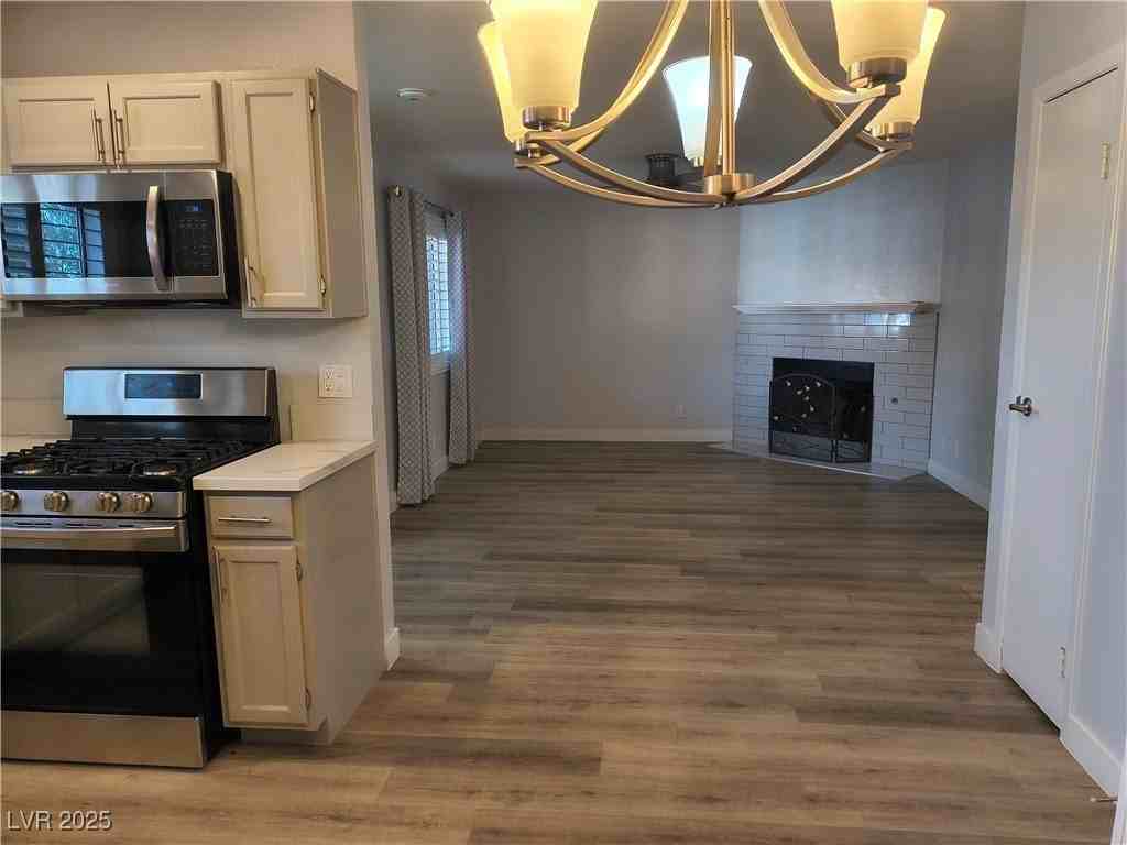 6737 W Charleston Blvd #3 - Photo 4 of 24