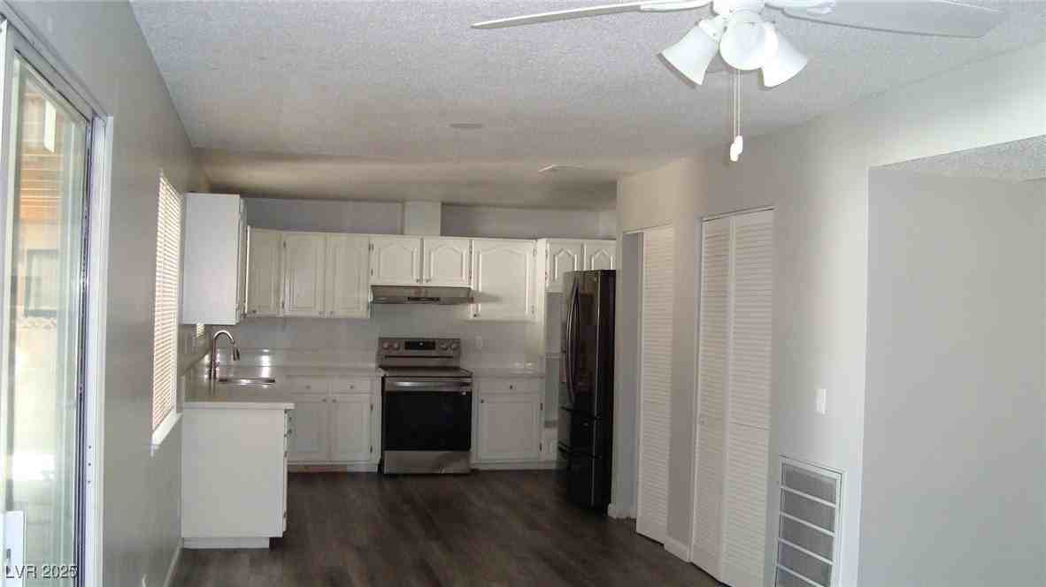 5712 Stacey Ave - Photo 5 of 12