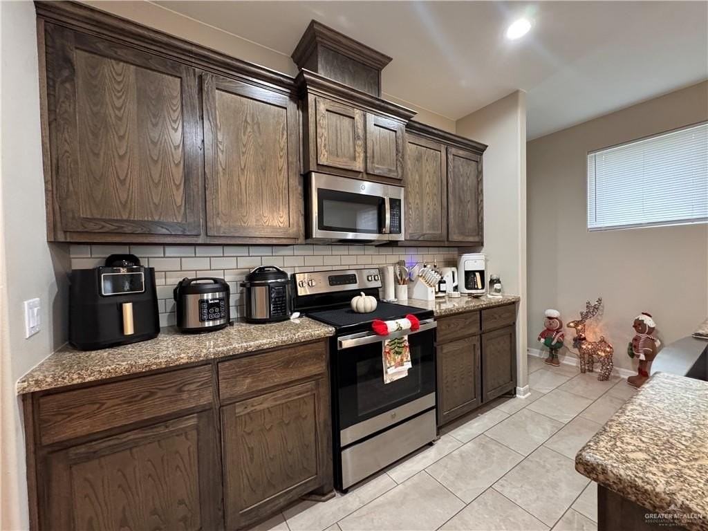 1306 E Sonador Dr S - Photo 5 of 28