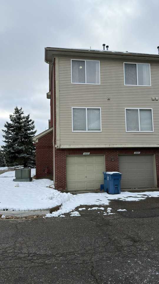 15602 Stone Crossing Dr - Photo 3 of 14