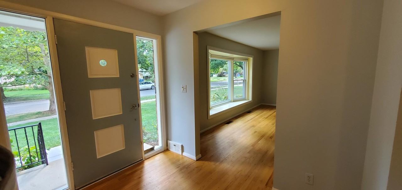 1478 Kingwood St - Photo 4 of 46