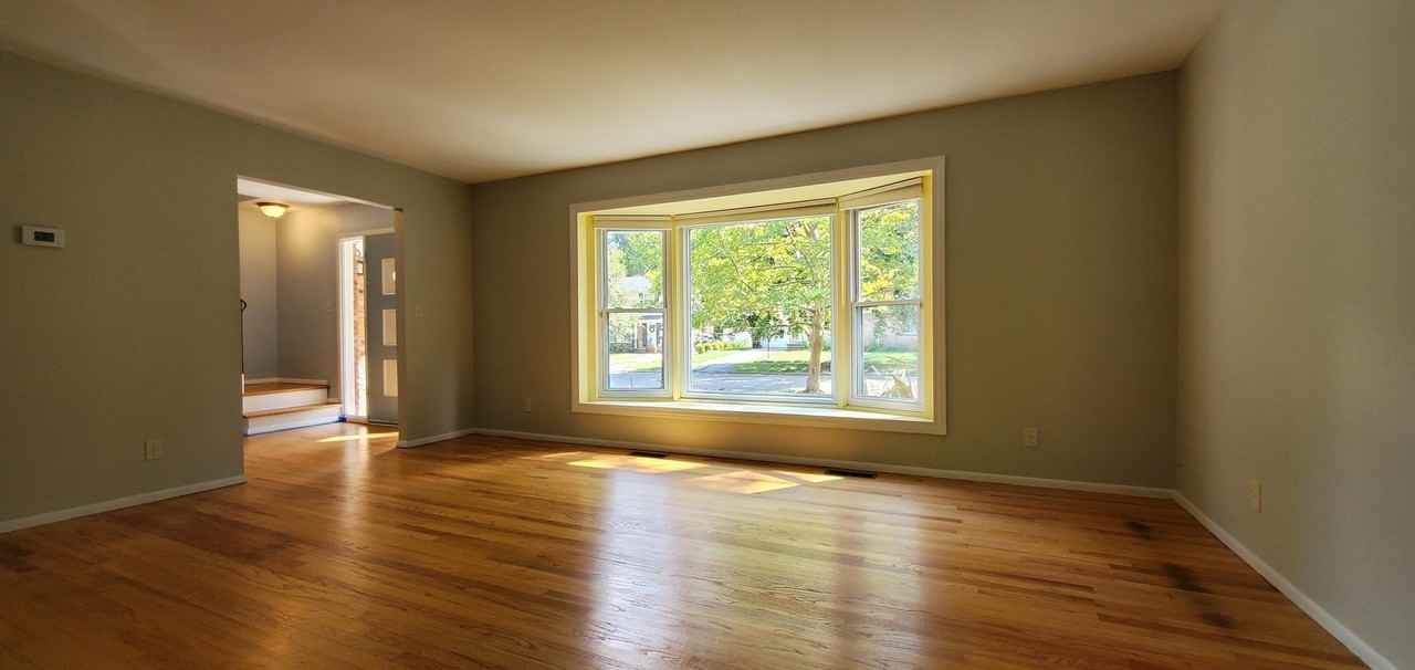 1478 Kingwood St - Photo 6 of 46