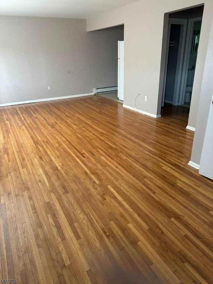 330 Franklin Ave #D7 - Photo 2 of 6