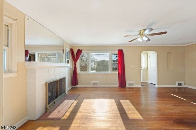 298 Newark Ave - Photo 5 of 27