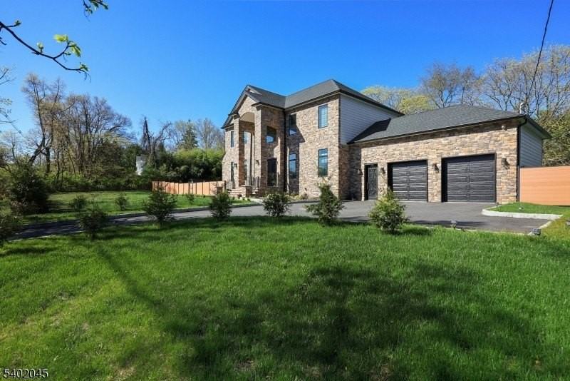 333 Mount Airy Rd - Photo 2 of 43