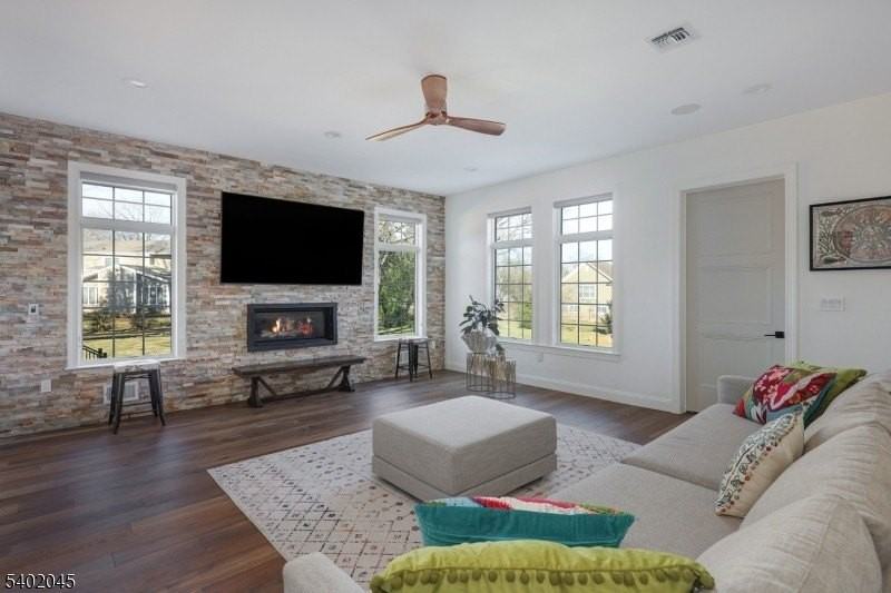 333 Mount Airy Rd - Photo 7 of 43