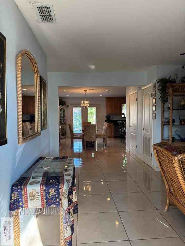 37 Fruitdale Ter - Photo 2 of 10