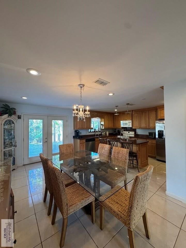 37 Fruitdale Ter - Photo 4 of 10