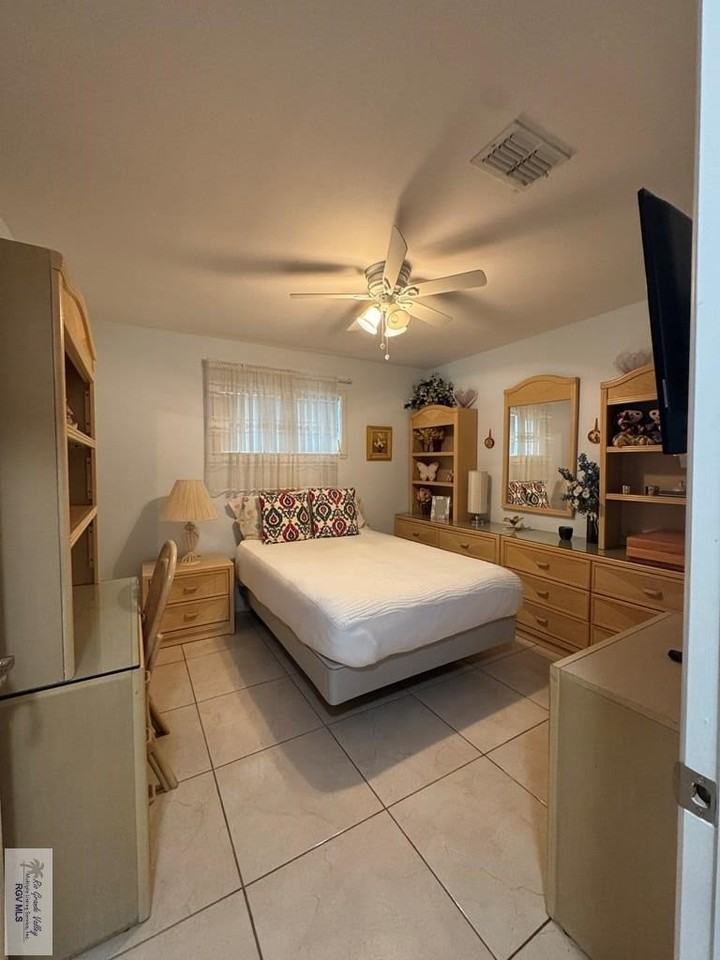 37 Fruitdale Ter - Photo 6 of 10