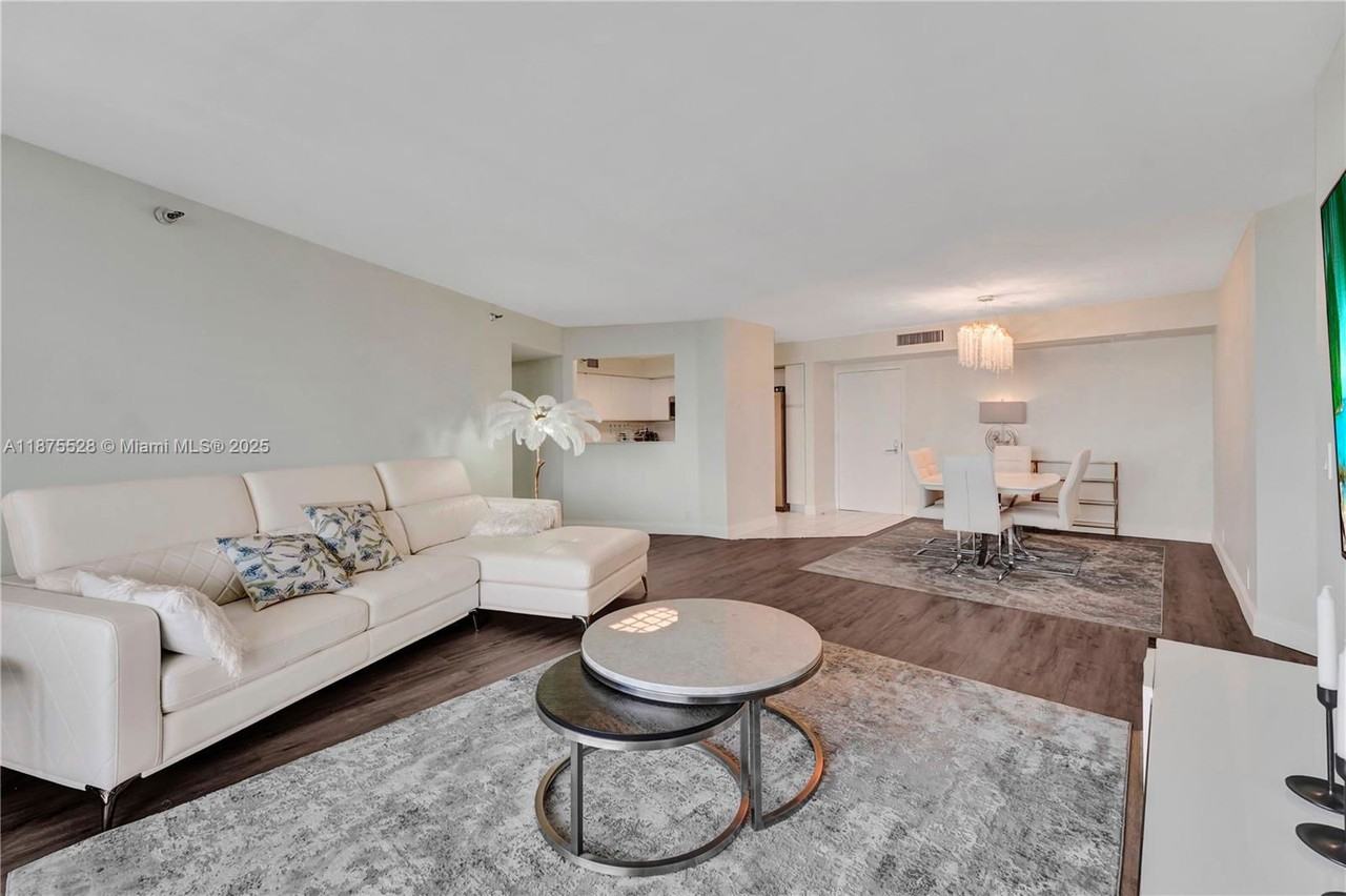 3650 Mystic Pointe Dr #3300 - Photo 6 of 8