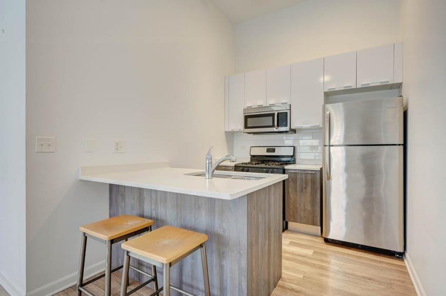 2700 W North Ave - Photo 3 of 10