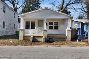 featured image of 607 1st Ave