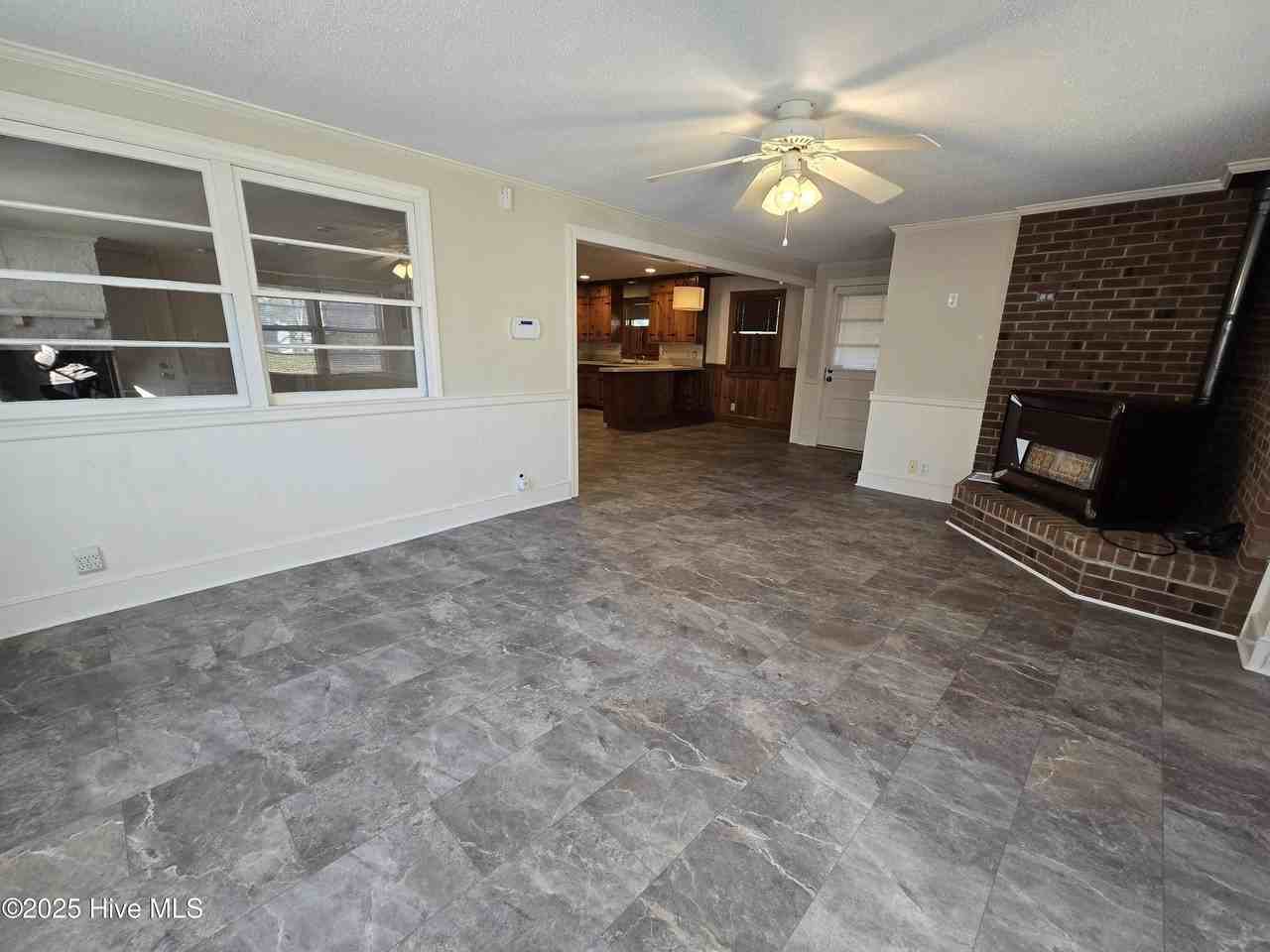 1300 W Ragsdale Rd - Photo 3 of 20