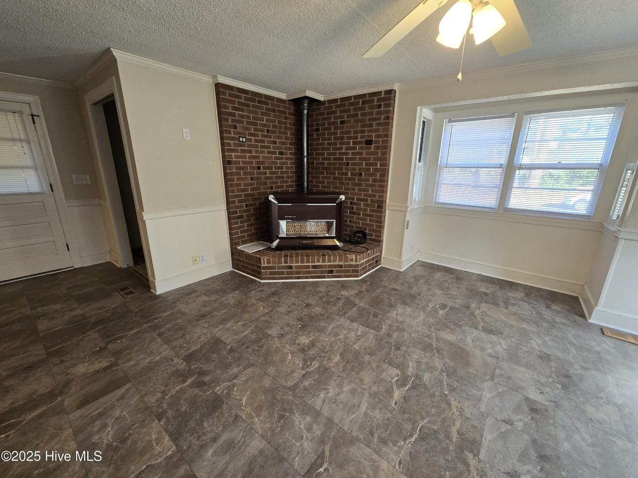 1300 W Ragsdale Rd - Photo 4 of 20