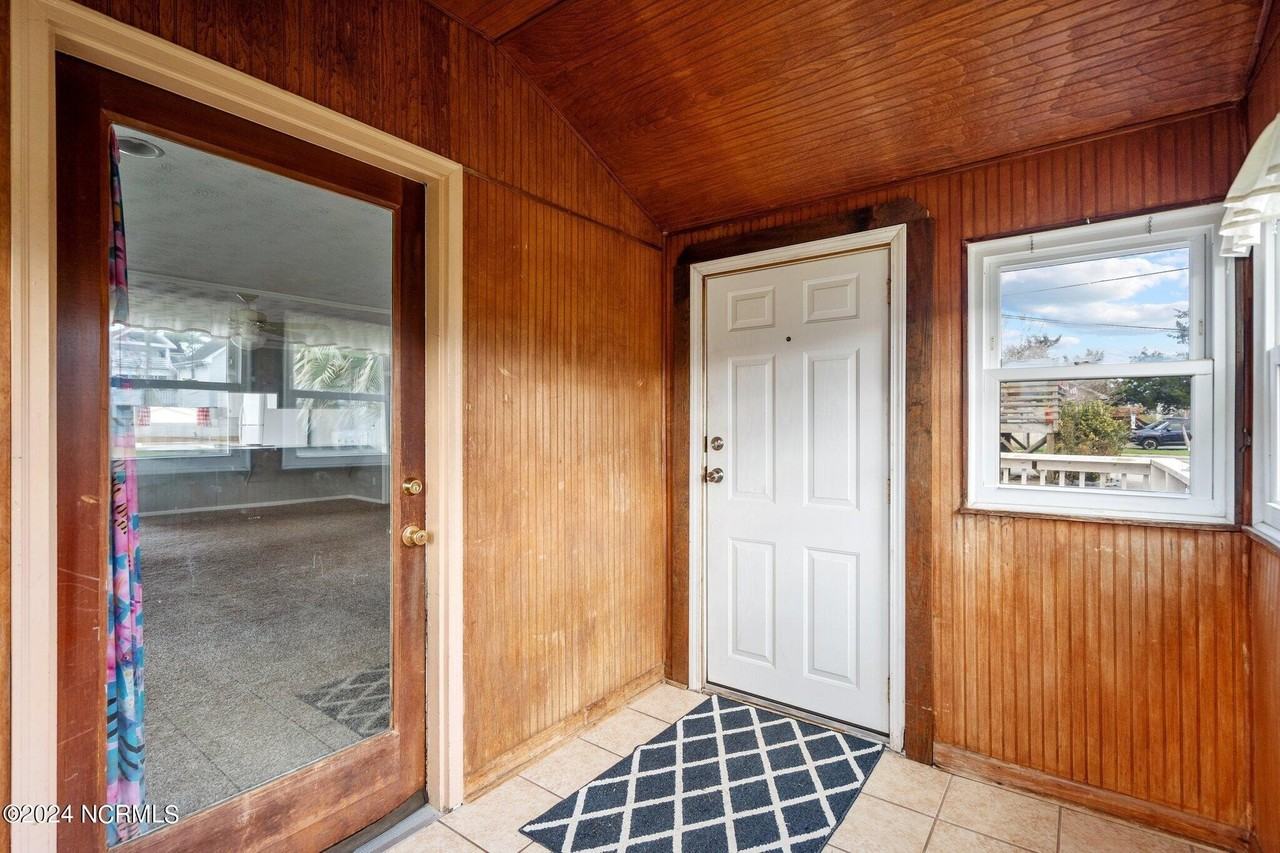 410 Spartanburg Ave - Photo 6 of 43