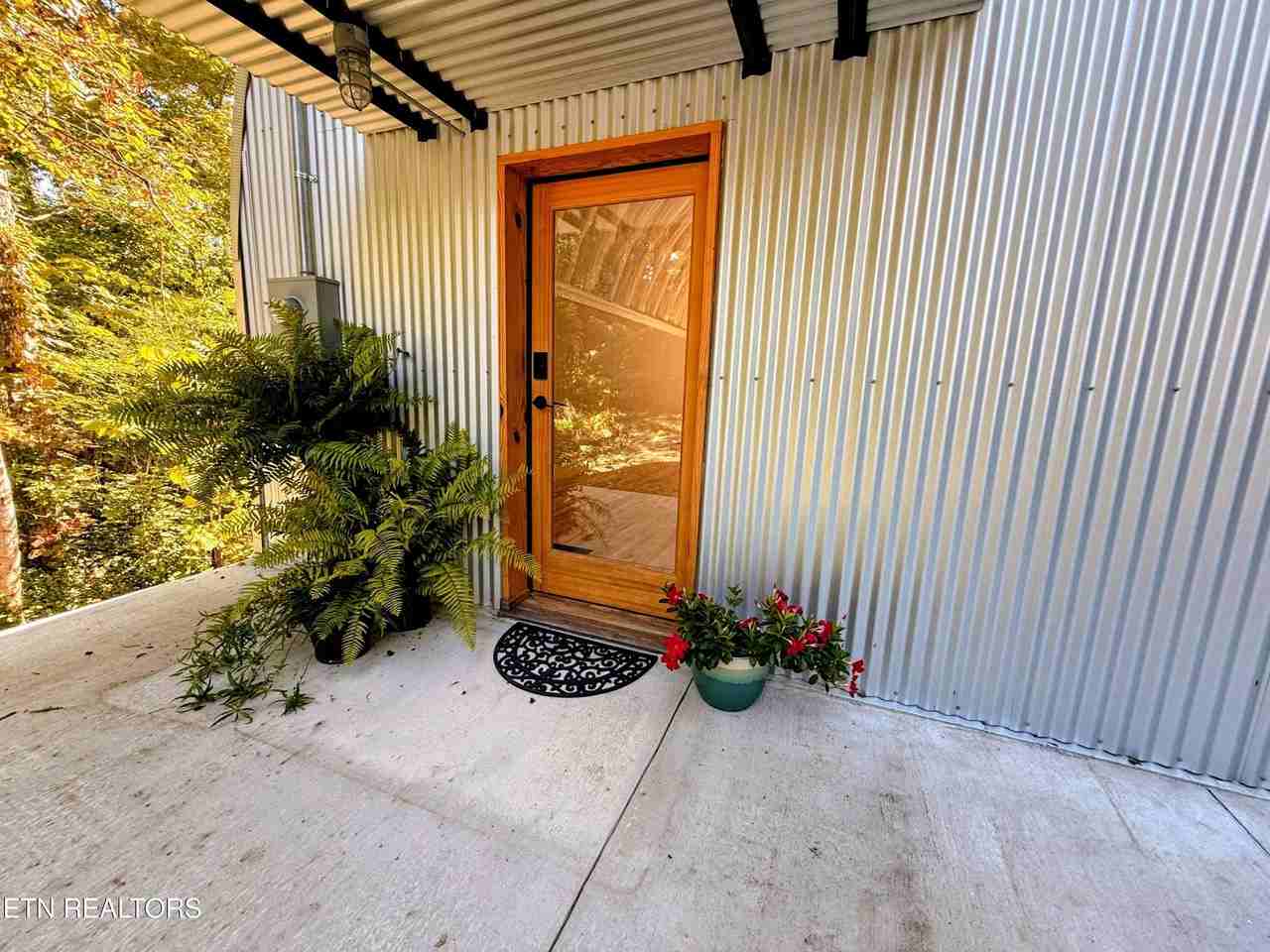 608 Lookout Ct - Photo 6 of 28