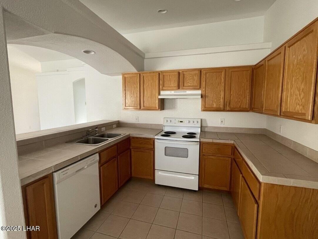 3545 Tahitian Dr - Photo 2 of 8