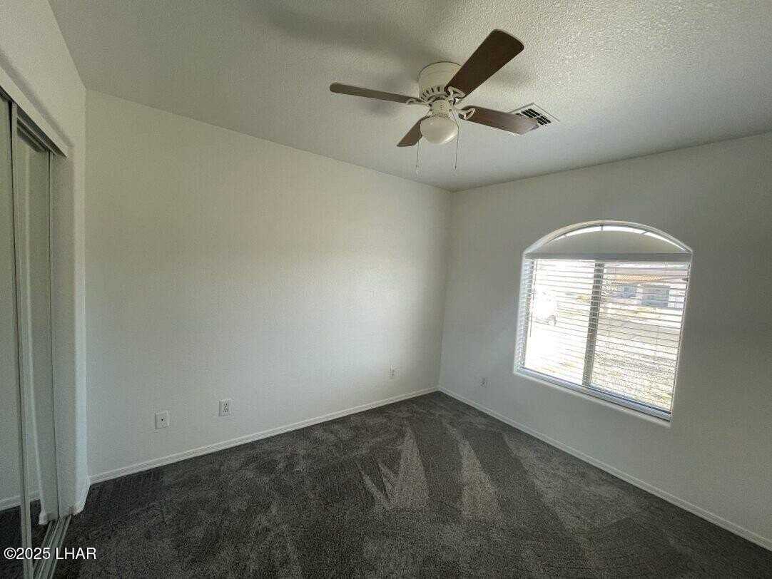 3545 Tahitian Dr - Photo 4 of 8