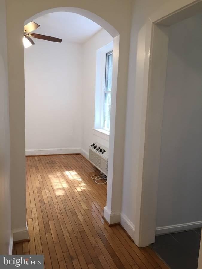 3520 W Pl Nw - Photo 3 of 23