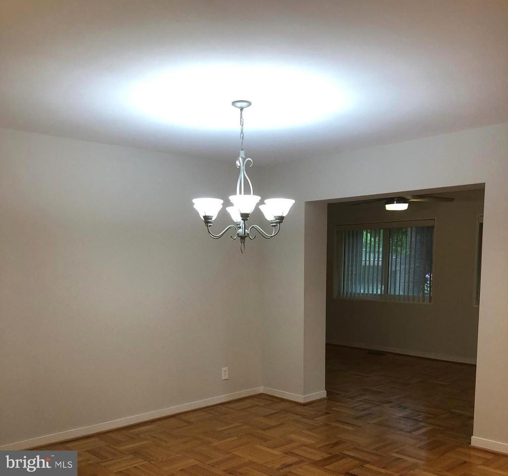 14 Stonehenge Cir - Photo 6 of 31