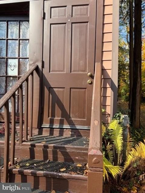 737 Polo Rd - Photo 2 of 14