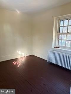 737 Polo Rd - Photo 4 of 14