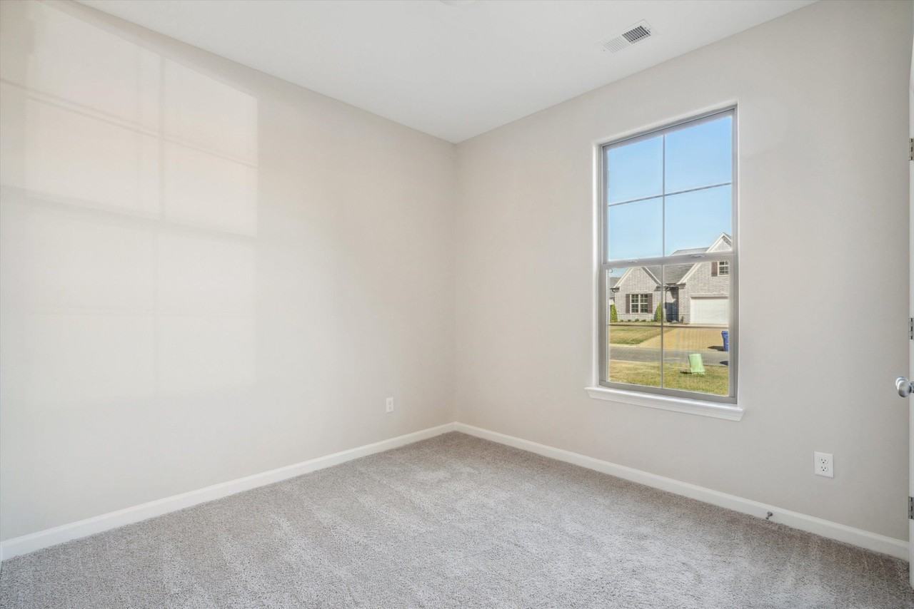 90 Downy Birch Ln - Photo 6 of 26