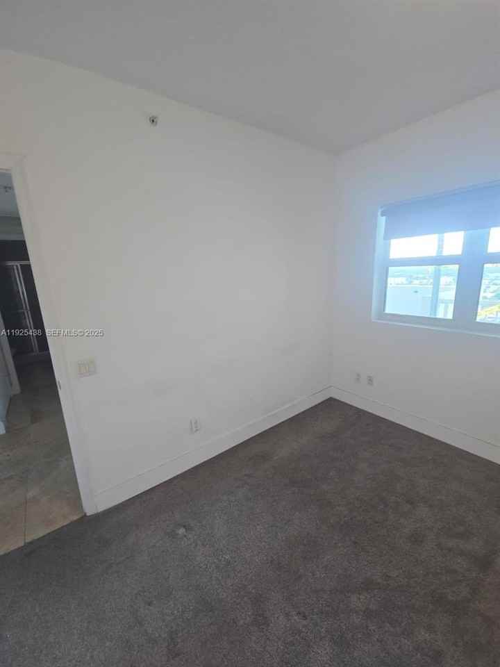 14951 Royal Oaks Ln #2502 - Photo 4 of 23