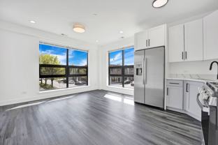 4350 W Lawrence Ave #408 - Photo 1 of 1