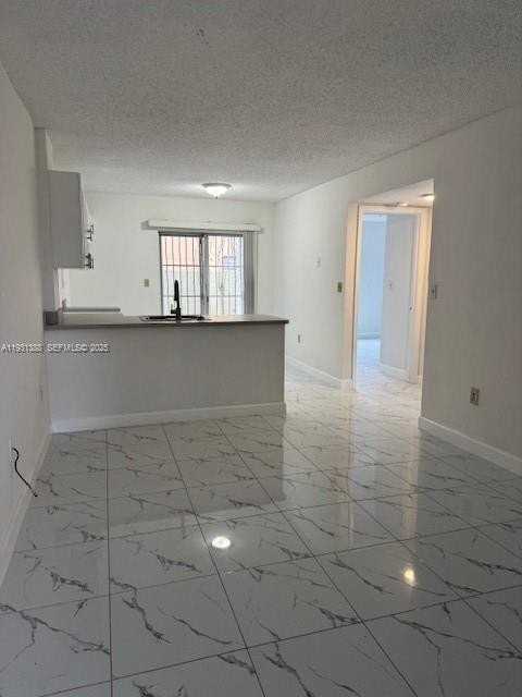 2750 Sw 10th Ter #4 - Photo 2 of 7