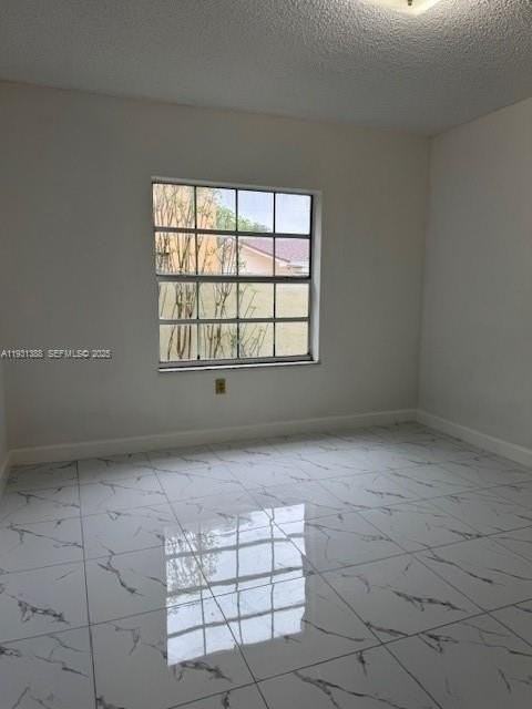 2750 Sw 10th Ter #4 - Photo 5 of 7