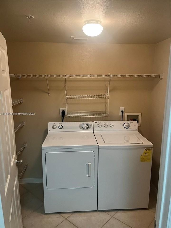 6530 Emerald Dunes Dr #206 - Photo 6 of 17