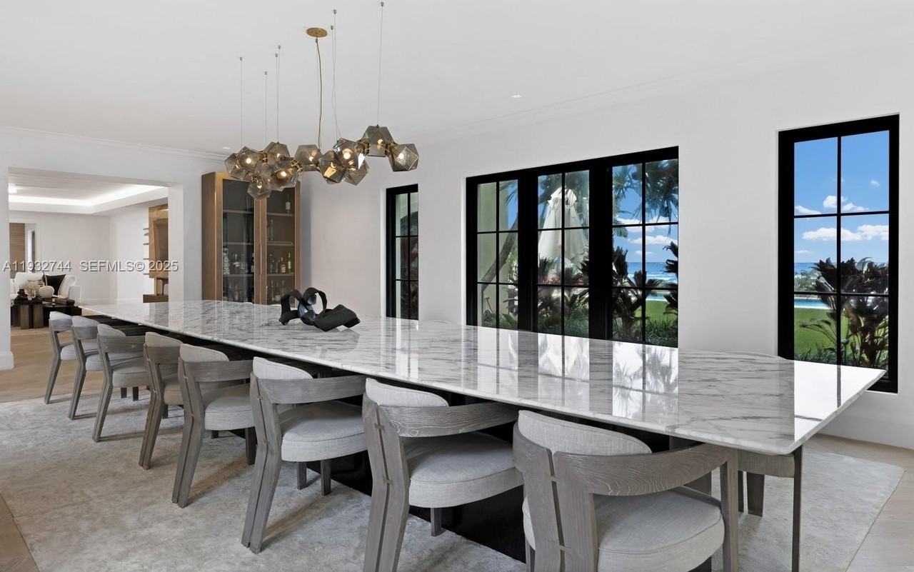 115 Ocean Blvd - Photo 7 of 48