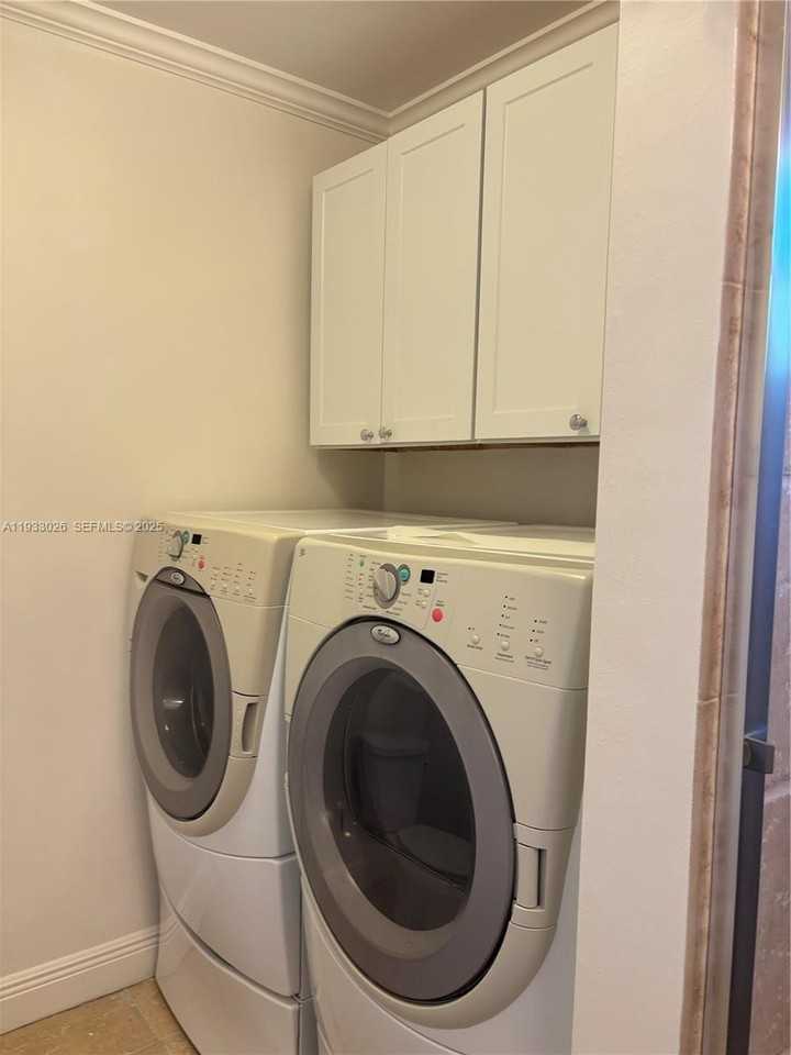 10520 Sw 153rd Ct #1 - Photo 4 of 6