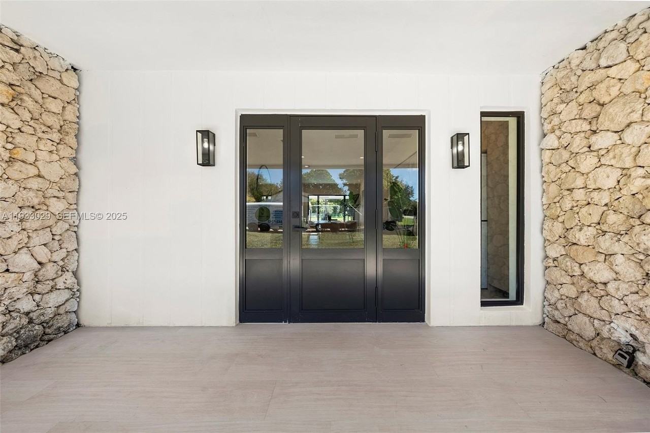 10945 Sw 75th Ct - Photo 6 of 50