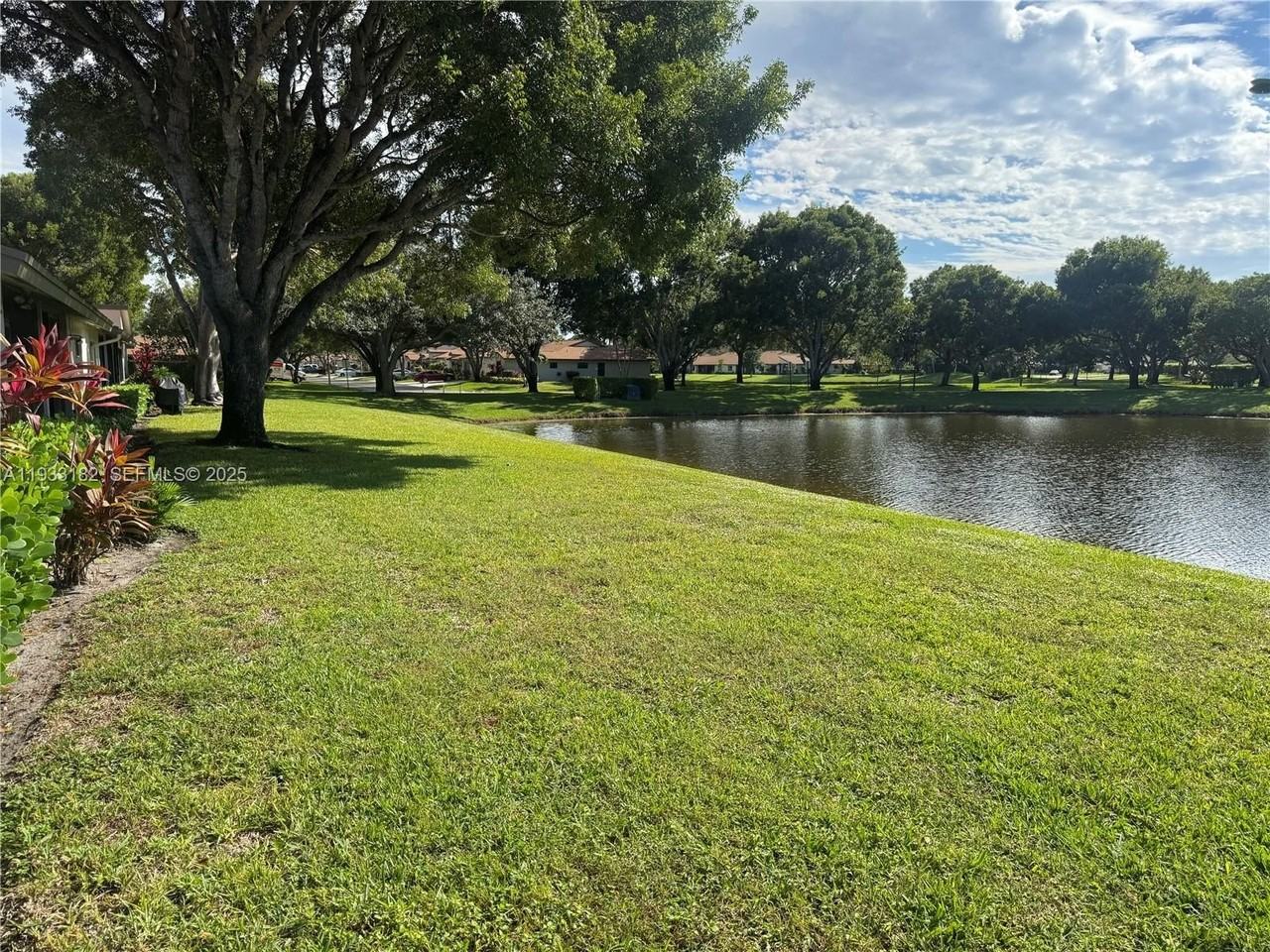 8200 Whispering Palm Dr #F - Photo 2 of 19