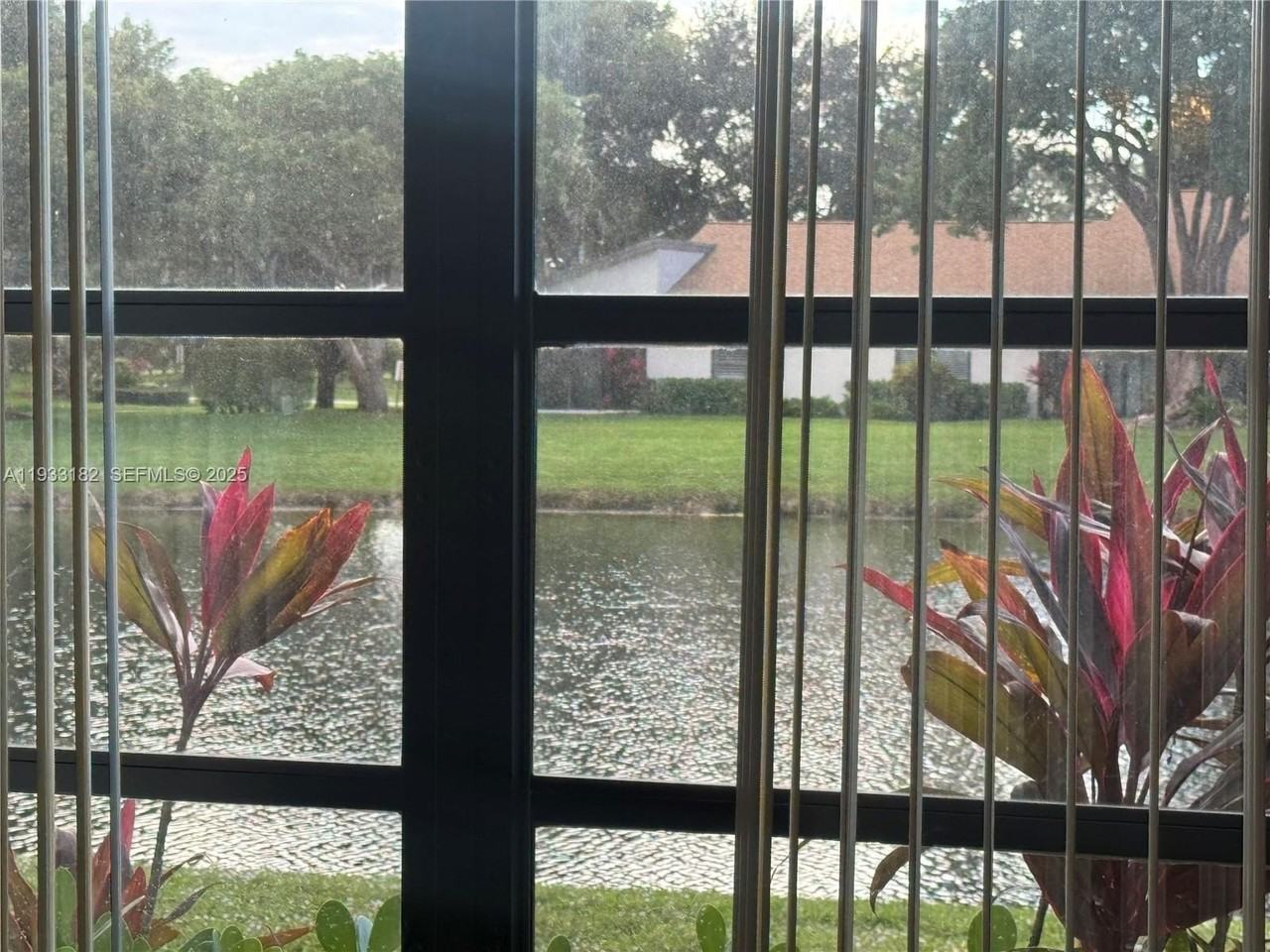 8200 Whispering Palm Dr #F - Photo 7 of 19