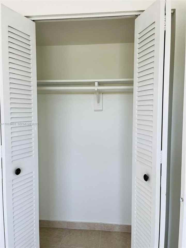 7820 Camino Real #J318 - Photo 6 of 10