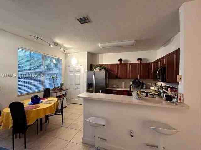 10721 Nw 81st Ln #0 - Photo 5 of 27