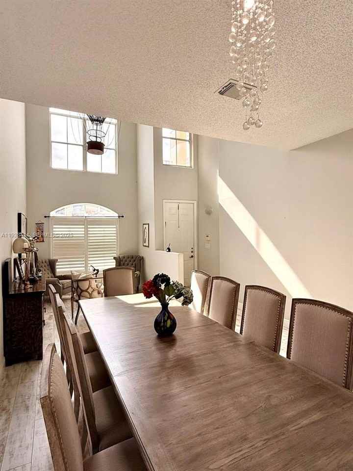 3729 Sw 51st St #0 - Photo 7 of 50