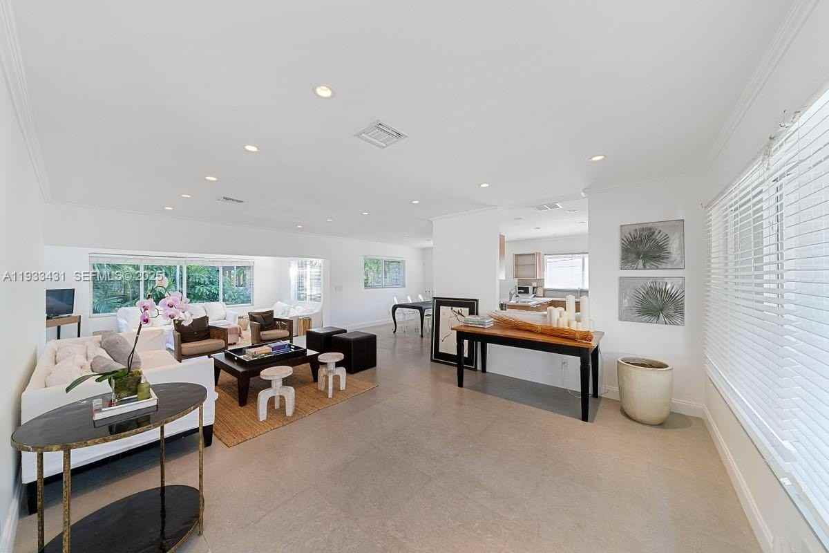 1230 96th St - Photo 7 of 16